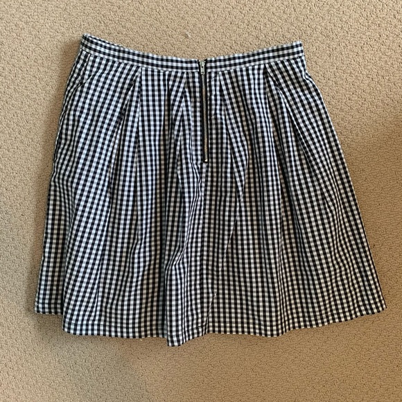 Forever 21 Gingham Skirt - Picture 2 of 3